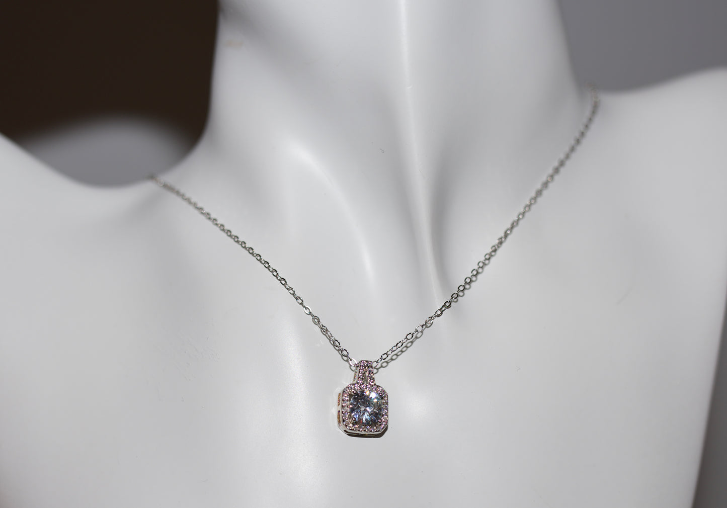 Lumina Necklace